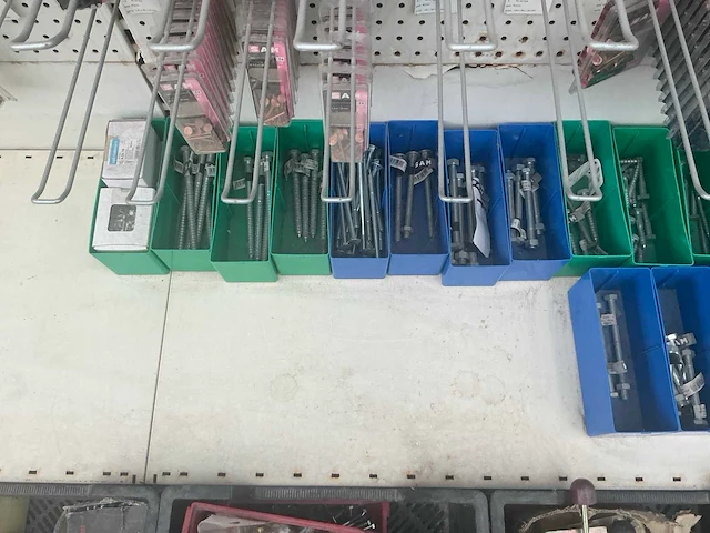 Partij bevestigingsmateriaal - afbeelding 19 van  33