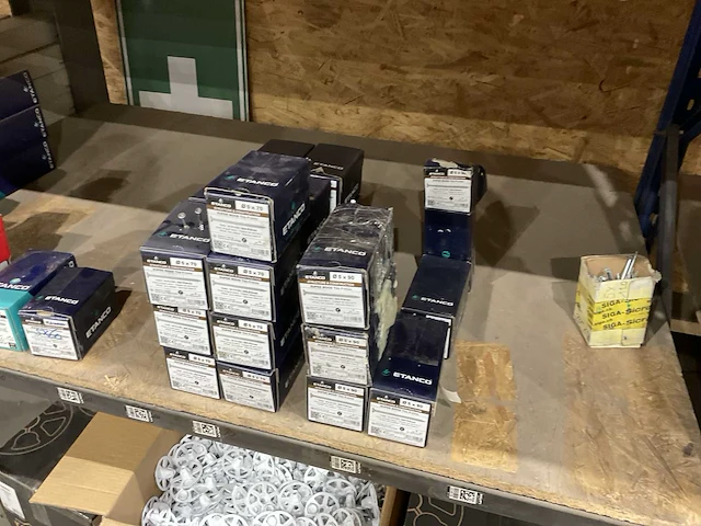 Partij bevestigingsmaterialen - afbeelding 3 van  15