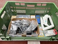 Partij bevestigingsmiddelen - afbeelding 2 van  2