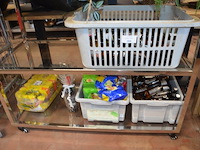 Partij bieren, frisdranken en wijnen - afbeelding 2 van  7