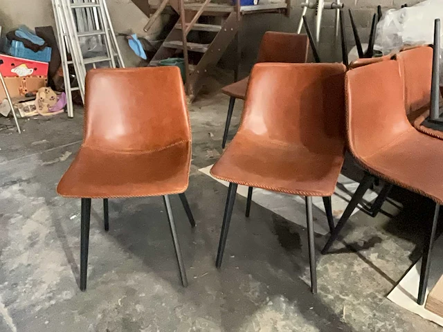 Partij bijzettafels met 16 stoelen. - afbeelding 5 van  6