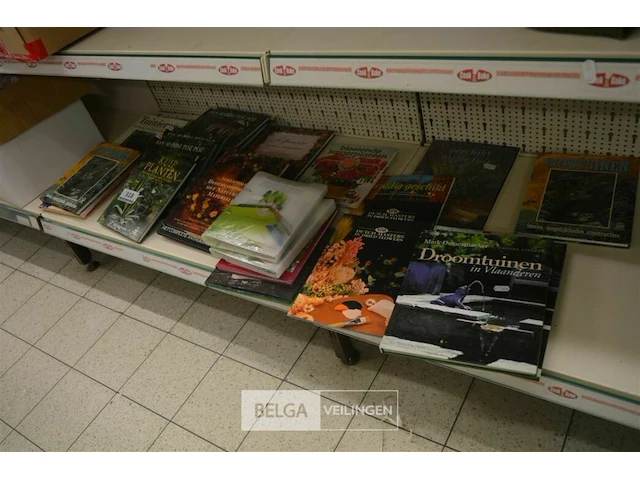 Partij boeken fauna en flora - afbeelding 1 van  2