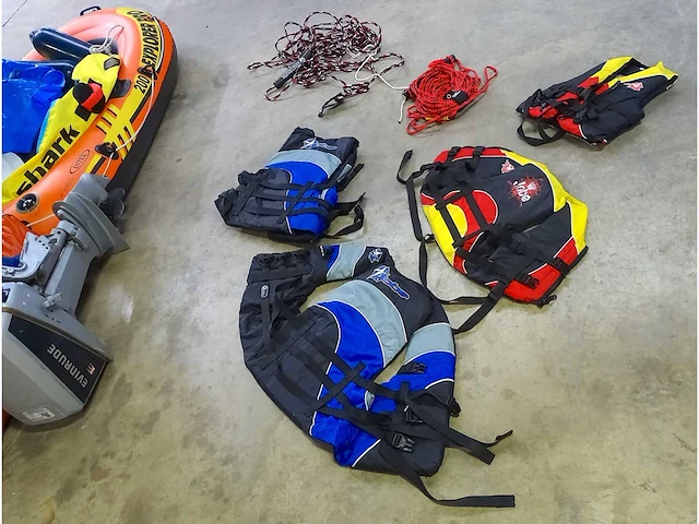Partij bootjes & watersport - afbeelding 19 van  20