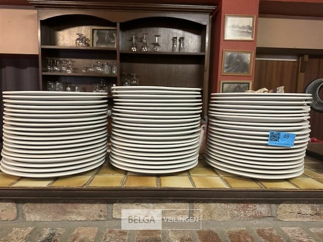 Partij borden ± 60 stuks - afbeelding 1 van  3