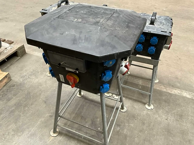 Partij bouw verdeelkasten 3 x 63a / 1 x 125a - afbeelding 8 van  25