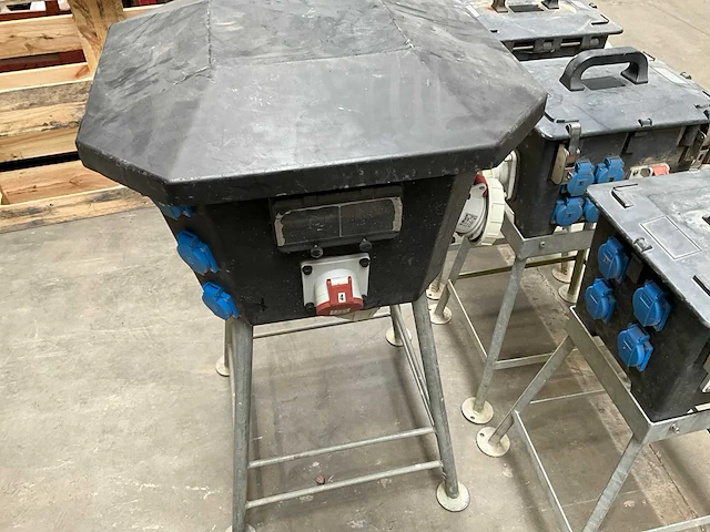 Partij bouw verdeelkasten 3 x 63a / 1 x 125a - afbeelding 9 van  25