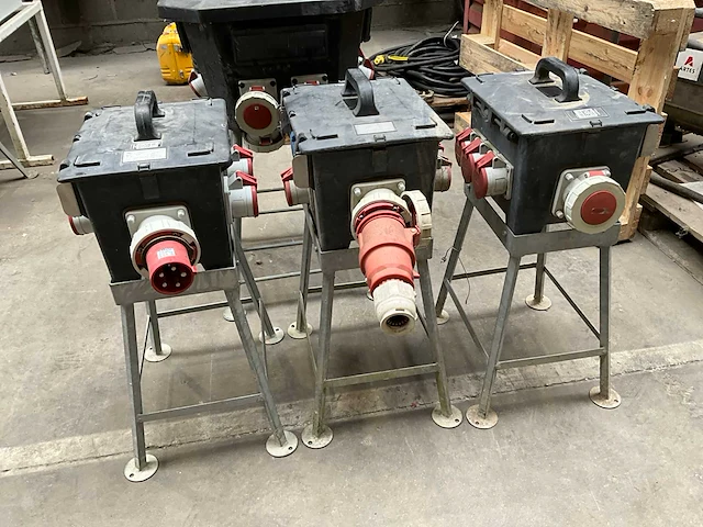 Partij bouw verdeelkasten 3 x 63a / 1 x 125a - afbeelding 11 van  25