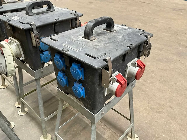 Partij bouw verdeelkasten 3 x 63a / 1 x 125a - afbeelding 13 van  25