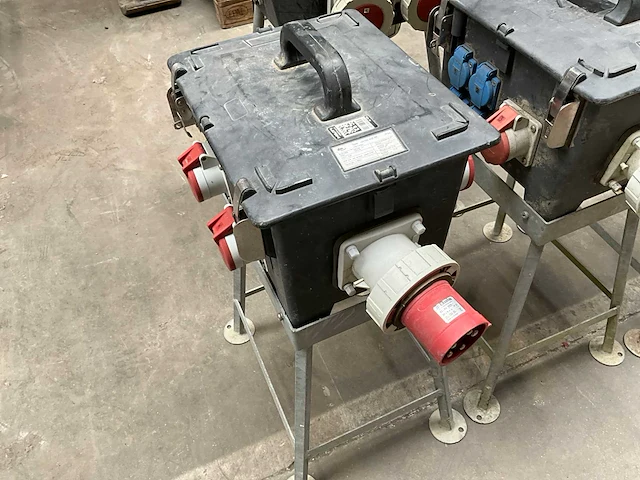 Partij bouw verdeelkasten 3 x 63a / 1 x 125a - afbeelding 21 van  25