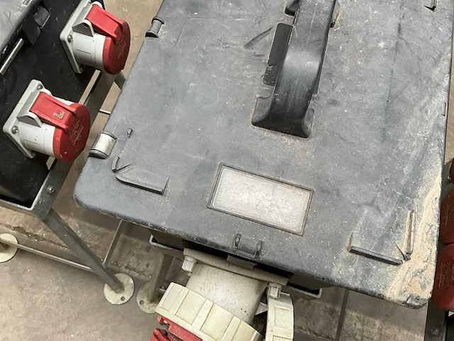 Partij bouw verdeelkasten 3 x 63a / 1 x 125a - afbeelding 25 van  25