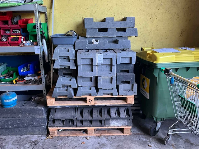 Partij bouwhekken met blokken - afbeelding 2 van  5
