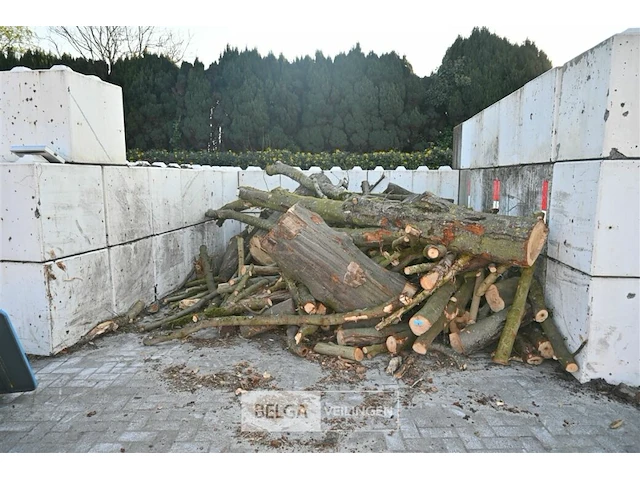 Partij brandhout - afbeelding 1 van  5