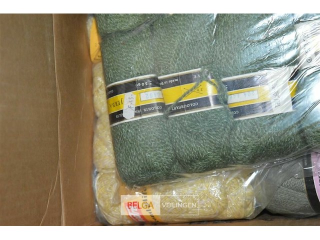 Partij breiwol - afbeelding 3 van  7