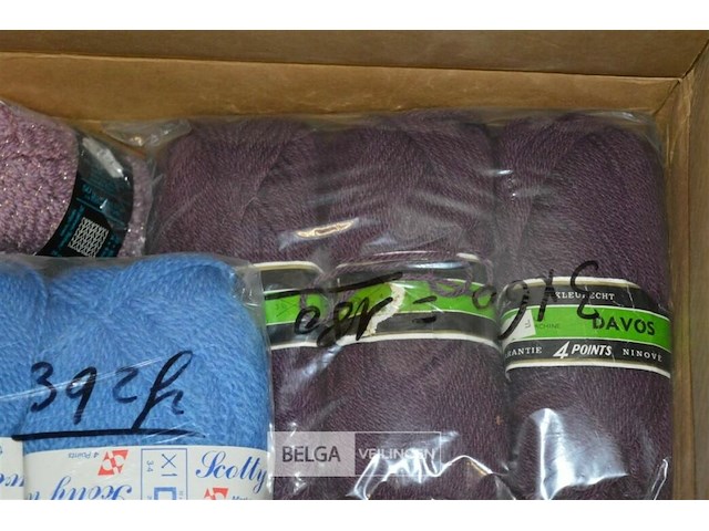 Partij breiwol - afbeelding 5 van  7