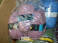 Partij breiwol - afbeelding 7 van  7