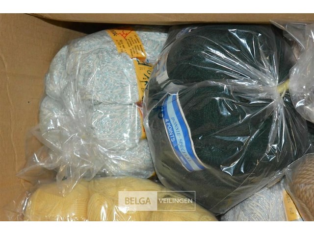 Partij breiwol - afbeelding 3 van  7