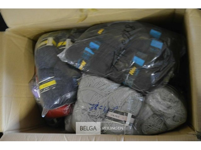 Partij breiwol - afbeelding 1 van  4