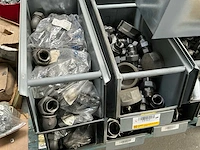 Partij buisfitting en koppelingen - afbeelding 4 van  10