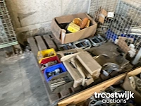 Partij buisklemmen en koppelstukken - afbeelding 9 van  22