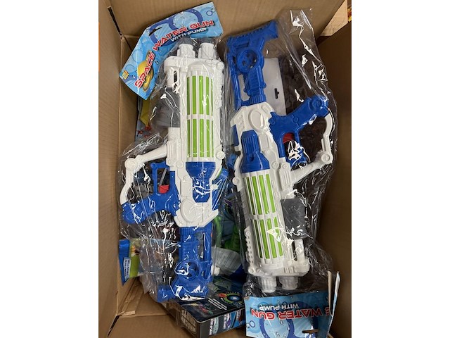 Partij buitenspeelgoed - afbeelding 6 van  9