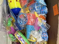 Partij buitenspeelgoed - afbeelding 1 van  7