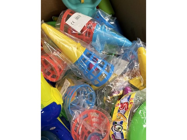 Partij buitenspeelgoed - afbeelding 3 van  7