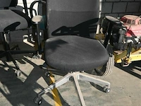 Partij bureaustoelen - afbeelding 4 van  5