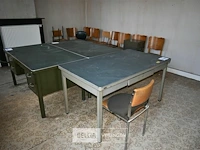 Partij bureautafels en stoelen - afbeelding 1 van  6