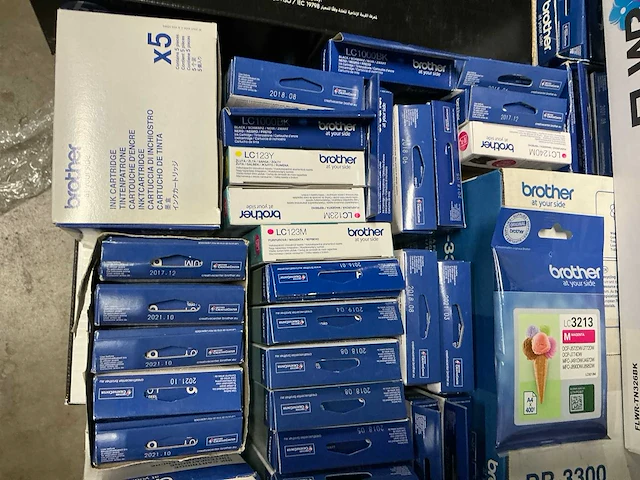 Partij cartridges - afbeelding 9 van  9