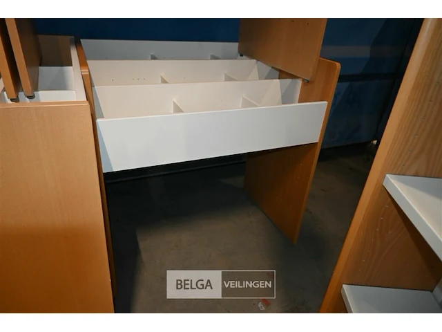 Partij cd/dvd kasten bibliotheek - afbeelding 8 van  8