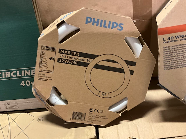 Partij cirkellampen philips/sylvania/osram - afbeelding 9 van  15