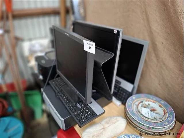Partij computermateriaal - afbeelding 1 van  3