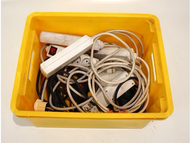 Partij contactdozen - afbeelding 1 van  3