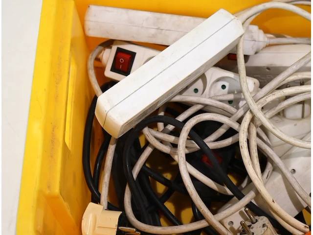 Partij contactdozen - afbeelding 2 van  3