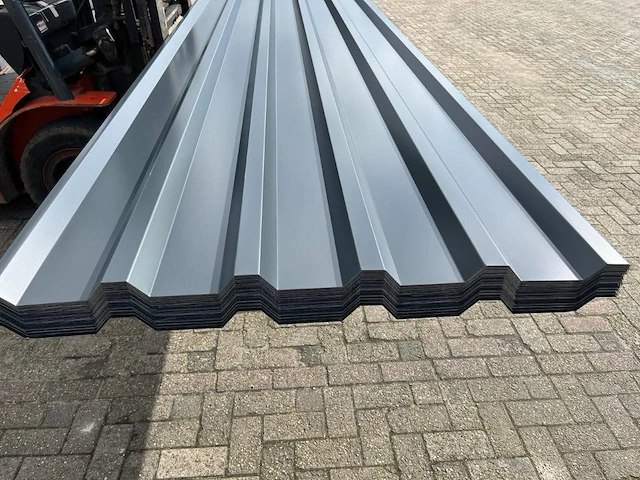 Partij dakplaten 200x110cm 15 stuks nieuw - afbeelding 1 van  1