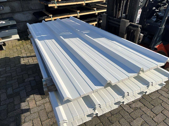 Partij dakplaten 2500x1070mm 38 stuks nieuw - afbeelding 1 van  1