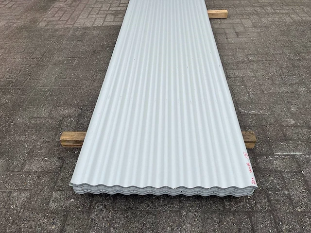 Partij dakplaten 260x86cm 70 stuks nieuw - afbeelding 1 van  1