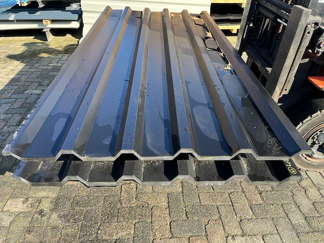 Partij dakplaten 350x110cm 25 stuks nieuw - afbeelding 1 van  1