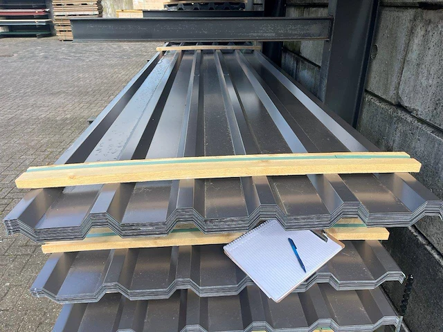 Partij dakplaten 4000x1100mm 30stuks nieuw - afbeelding 1 van  1