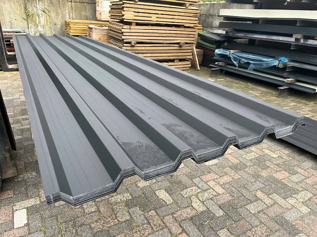 Partij dakplaten 400x108cm 30 stuks nieuw - afbeelding 1 van  1