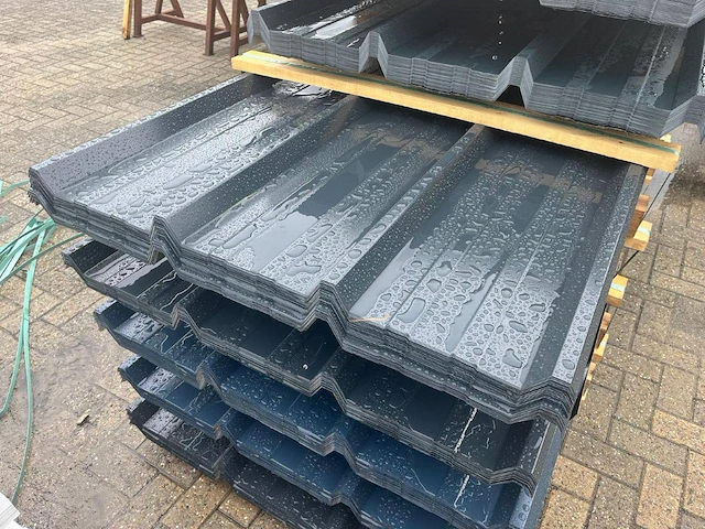 Partij dakplaten 450x107cm 40 stuks nieuw - afbeelding 1 van  1