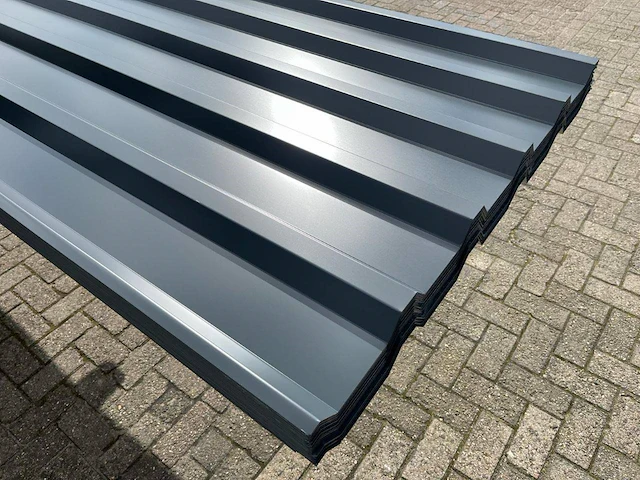 Partij dakplaten 500x108cm 50 stuks nieuw - afbeelding 1 van  1