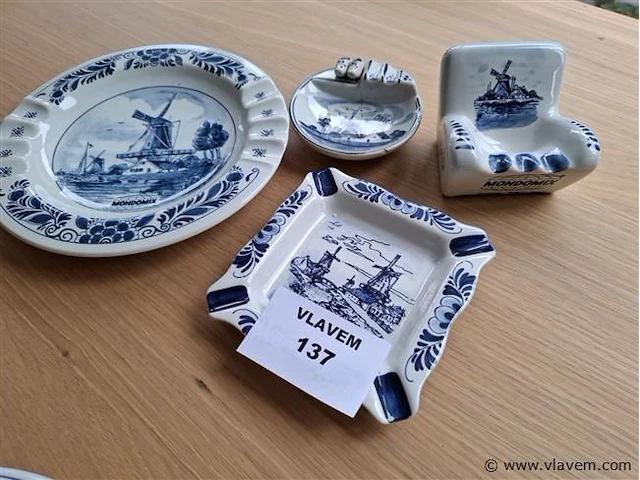 Partij delfts - afbeelding 1 van  3