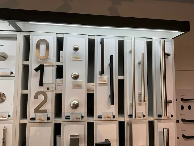 Partij deurbeslag - afbeelding 12 van  30