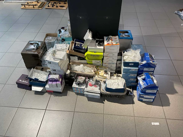 Partij deurklinken - afbeelding 1 van  9