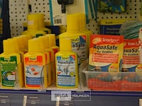 Partij div aquarium materialen - afbeelding 2 van  5