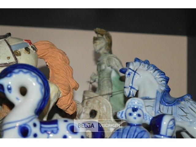 Partij div beeldjes van paarden - afbeelding 4 van  4