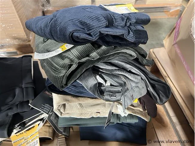 Partij div. broeken, wo. ruitersport merken - afbeelding 3 van  5