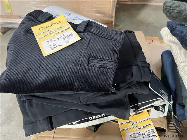 Partij div. broeken, wo. ruitersport merken - afbeelding 4 van  5