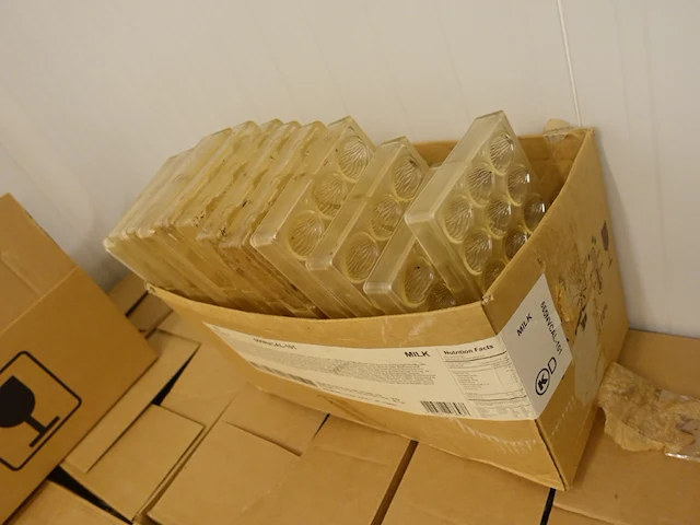 Partij div chocalade mallen - afbeelding 2 van  9